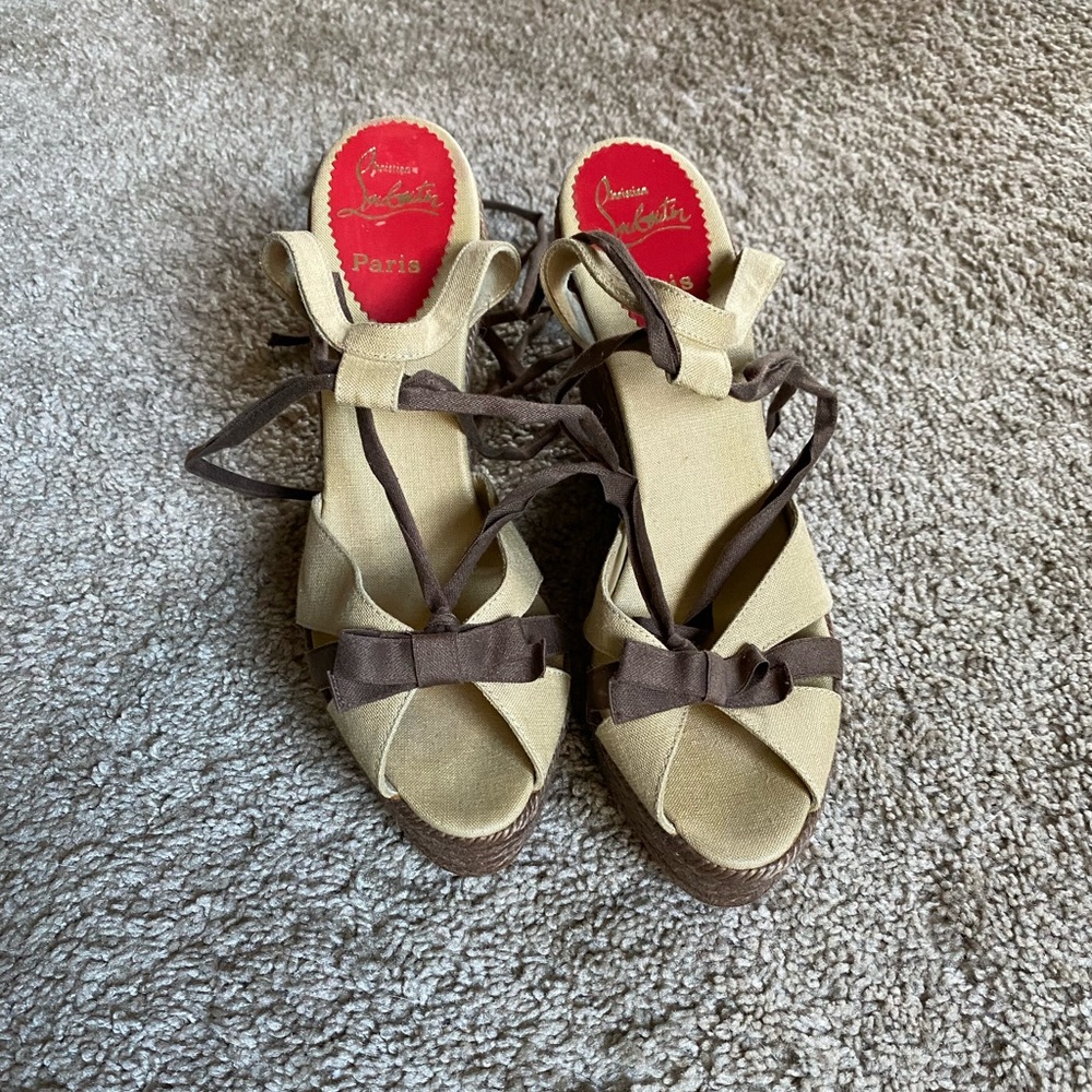 Christian Louboutin Lace Up Platform
Wedge Espadrille’s